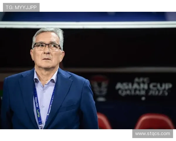 伊万下课！足协零赔偿换帅，久尔杰维奇临危受命首战韩国(1)